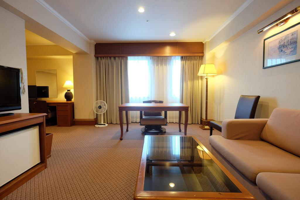 צו Station Hotel Au מראה חיצוני תמונה