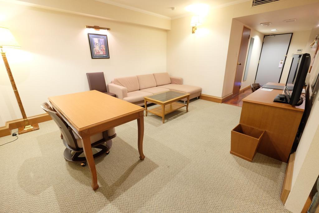צו Station Hotel Au מראה חיצוני תמונה