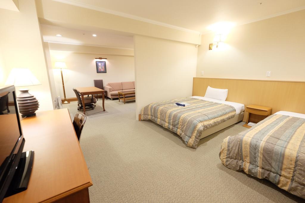 צו Station Hotel Au מראה חיצוני תמונה