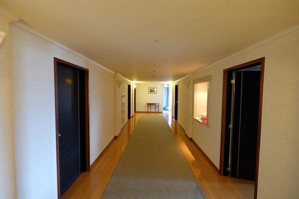 צו Station Hotel Au מראה חיצוני תמונה
